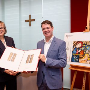 Eva Maria Welskop-Deffaa, BAGFW-Vizepräsidentin; Björn Böhning, Staatssekretär im BMF