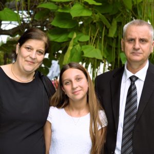 Jela, Valentina und Andrija Kovačević